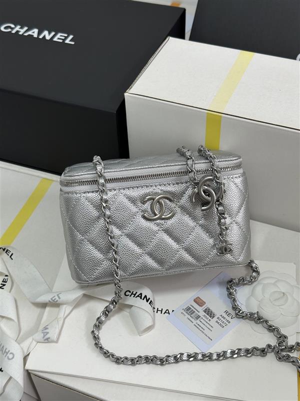 2026127205141631 700